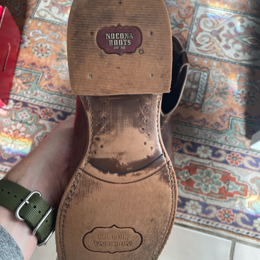 Men’s boots..